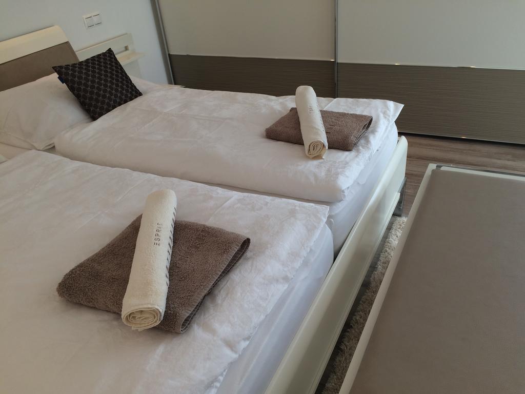 Leiner Apartman Heviz Exterior foto